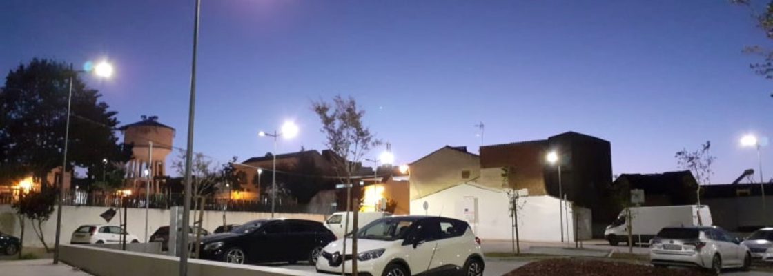 Nova iluminação LED instalada no parque de estacionamento junto ao Jardim