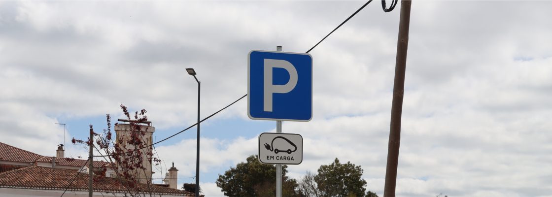 Cessão de exploração do posto de carregamento de veículos elétricos – Parque de estaci...