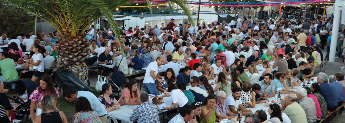 Festas em Honra de N. Sra. do Rosário encheram a praça em Santo Amaro