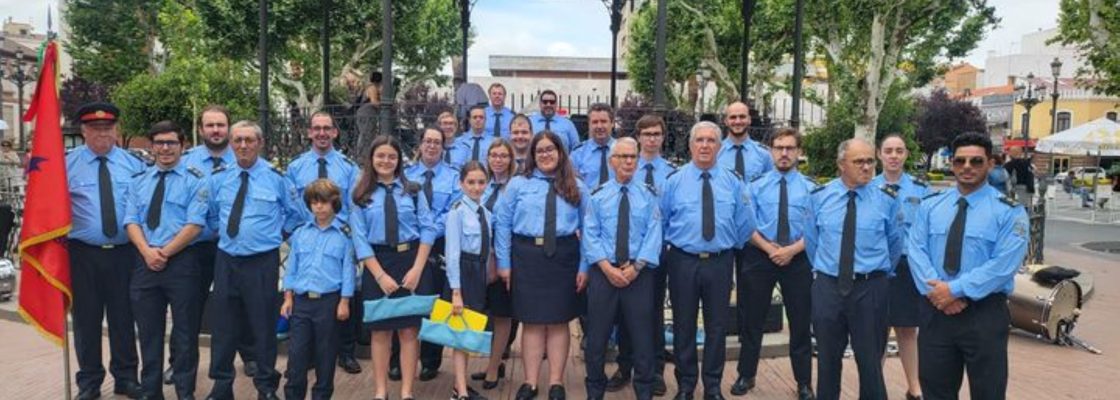 (Português) Banda Filarmónica dos Bombeiros de Sousel Encanta no 41º Festival Ibérico de Badajoz