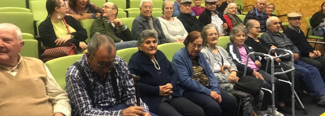 Movimento Gente Grande em Grande leva idosos ao “O Pátio das Cantigas”