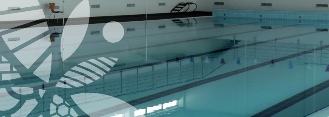 PISCINA COBERTA ENCERRADA DURANTE O CARNAVAL