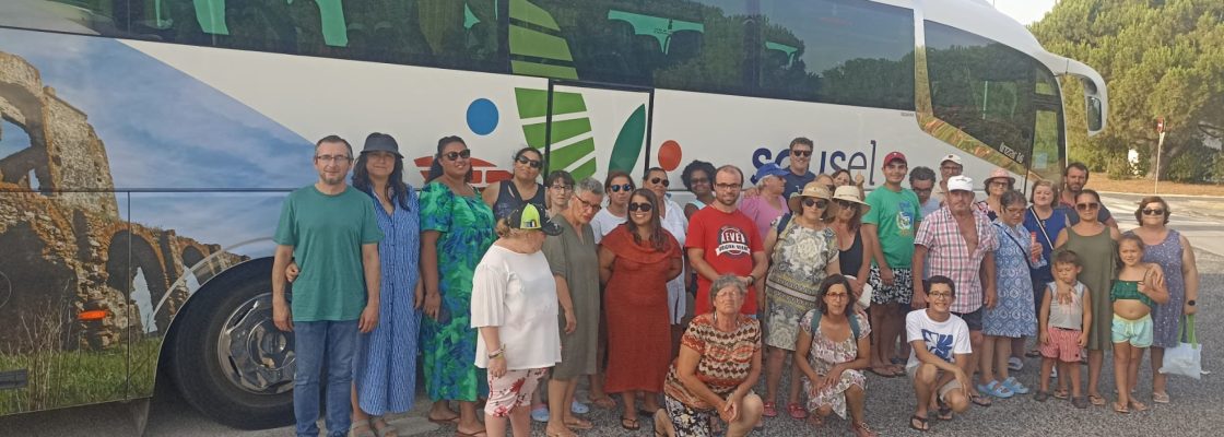 Município de Sousel proporcionou dia na praia a munícipes