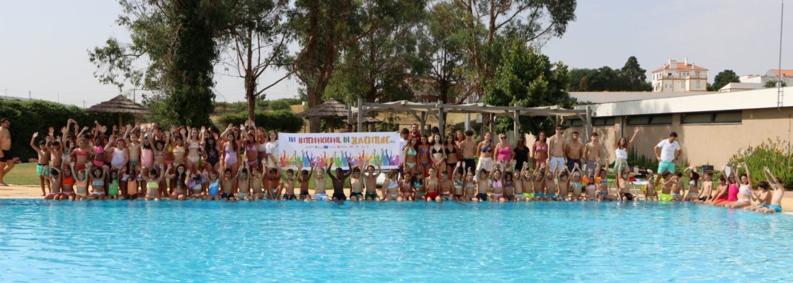 Dia Mundial da Juventude celebrado com mergulhos e boa disposição